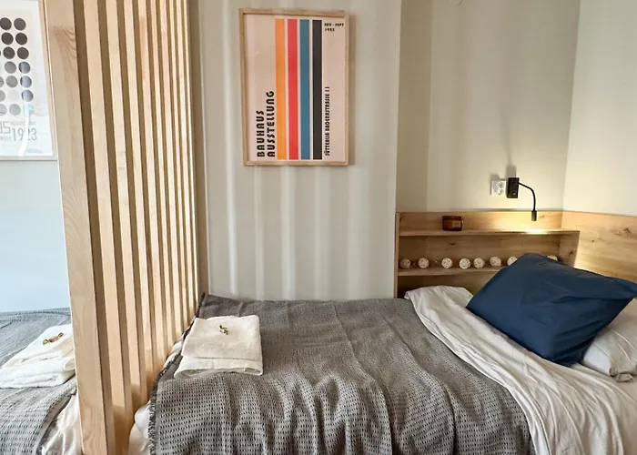 A3 - Queen Double - Haven - Shared Bathrooms - Self Check-in Βαρσοβία